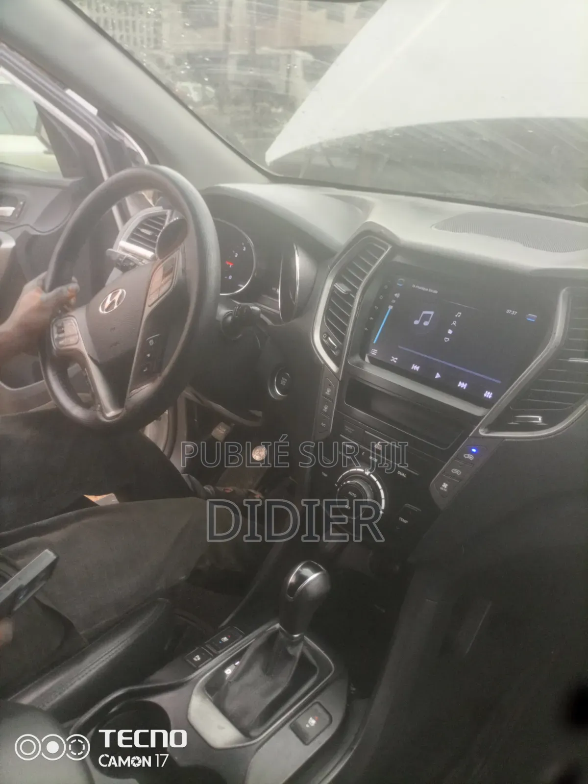 Nouveau Hyundai Santa Fe 2024 Blanc cassé