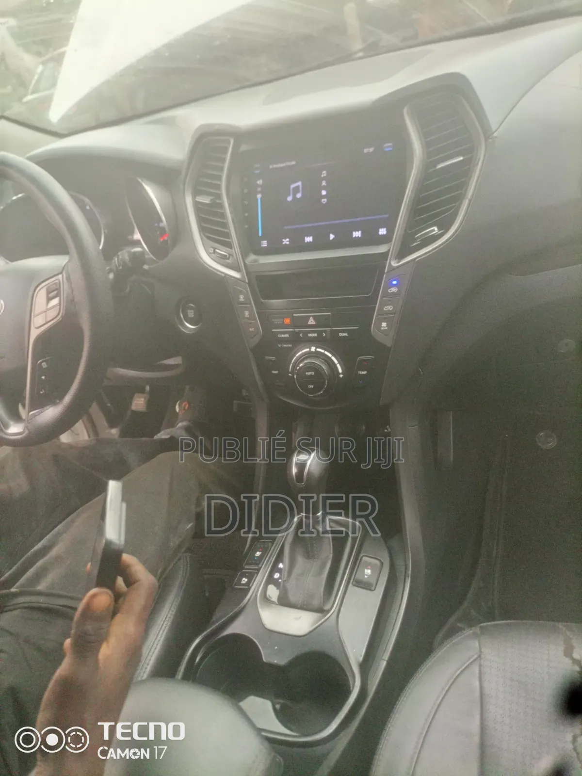 Nouveau Hyundai Santa Fe 2024 Blanc cassé