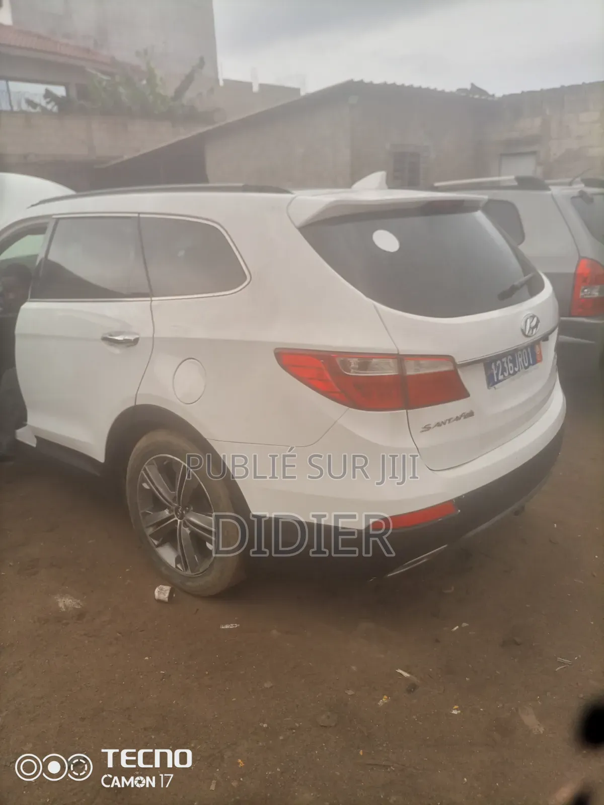 Nouveau Hyundai Santa Fe 2024 Blanc cassé