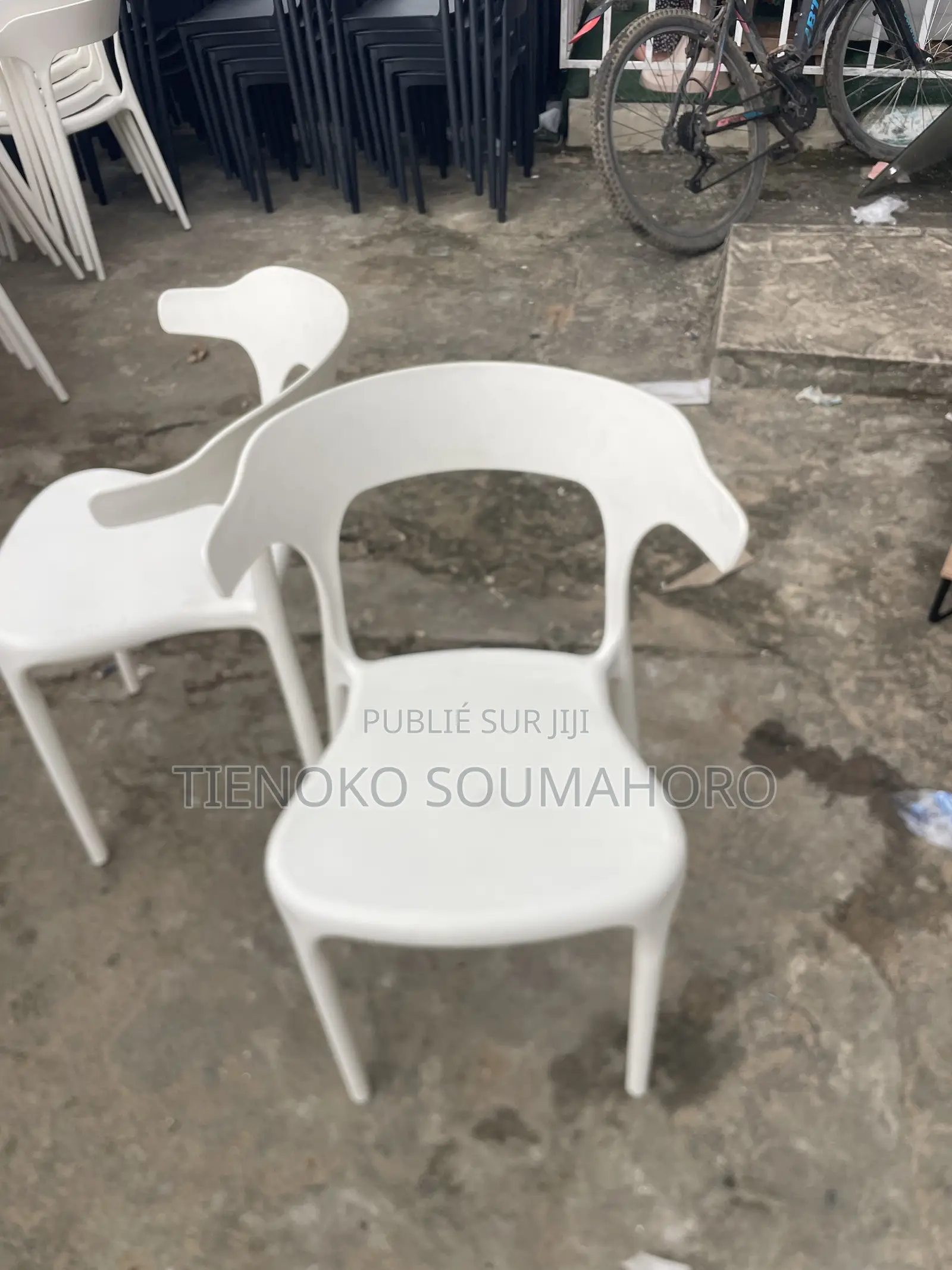 Chaises Plastique