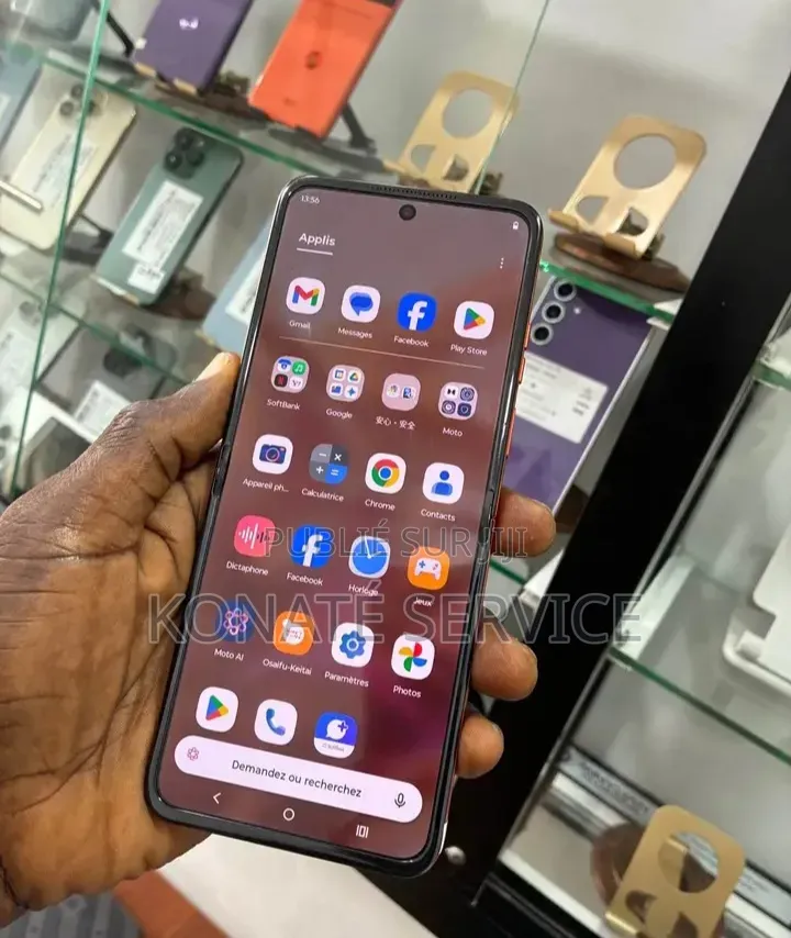 Nouveau Motorola Razr 50 512 GB Orange