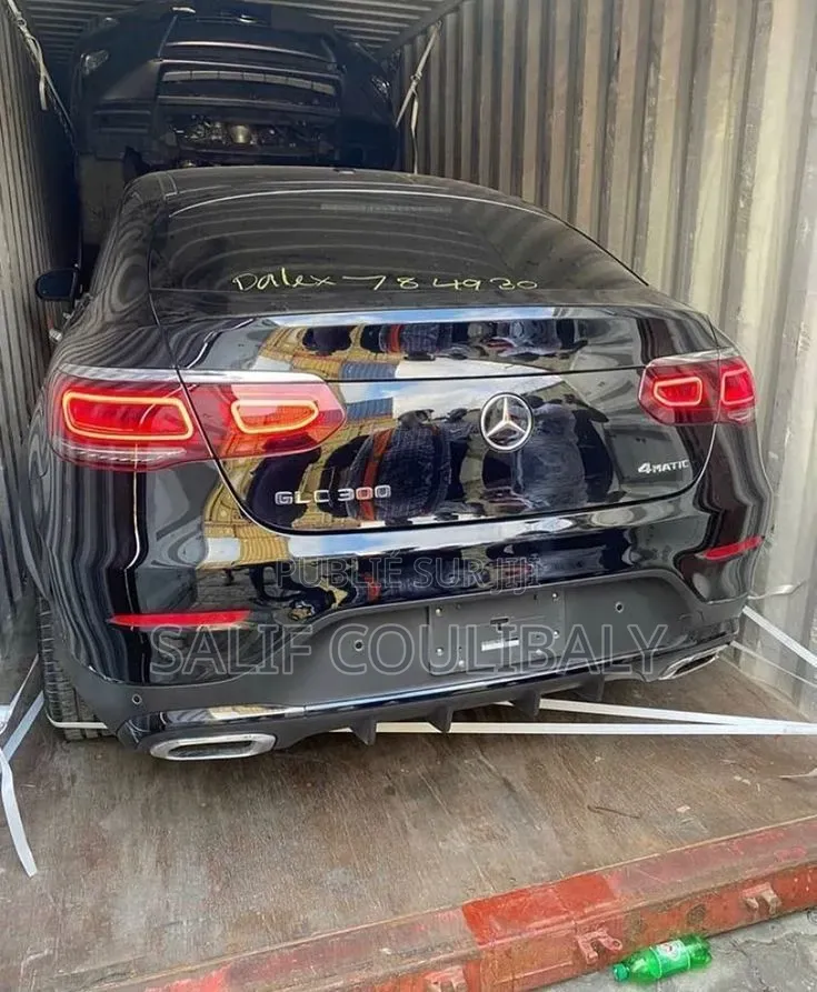 Nouveau Mercedes-Benz GLE-Class 2025 Doré