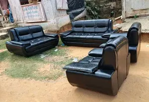 Fauteuils Disponible