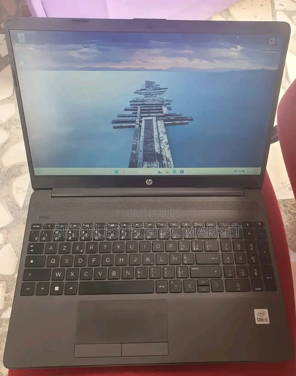 Nouveau Ordinateur portable HP 250 G8 8GB Intel Core i5 SSD 1T