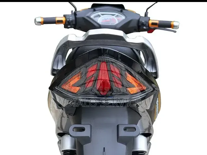Nouveau KTM Autre 2026 Argenté