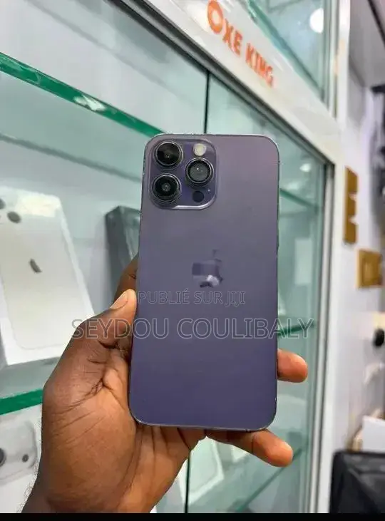 Nouveau Apple iPhone 14 Plus 128 GB Noir