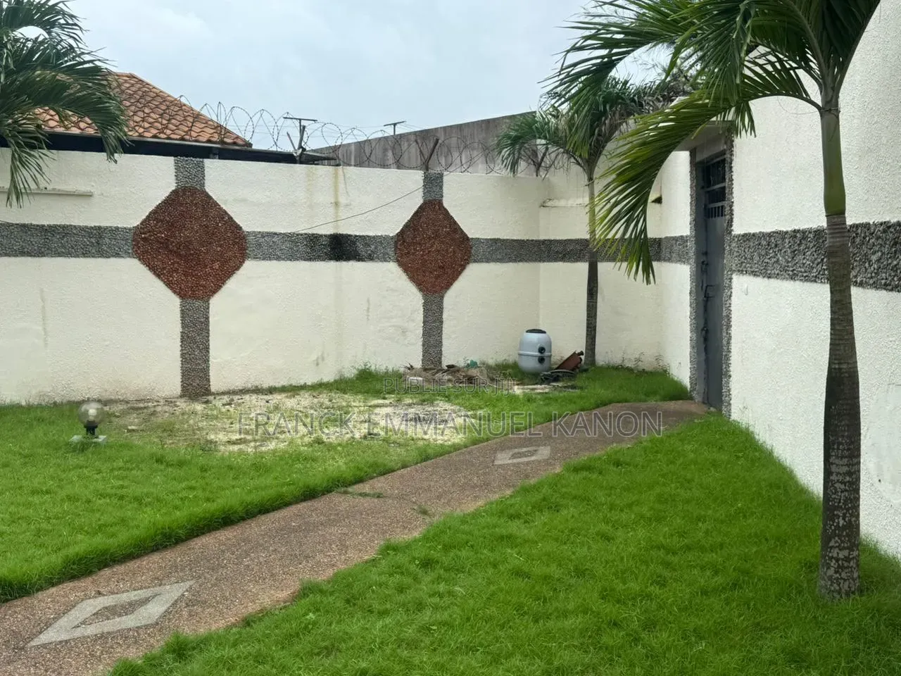 9chbre Villa dans Appartement Idéal, Yopougon à Vendre