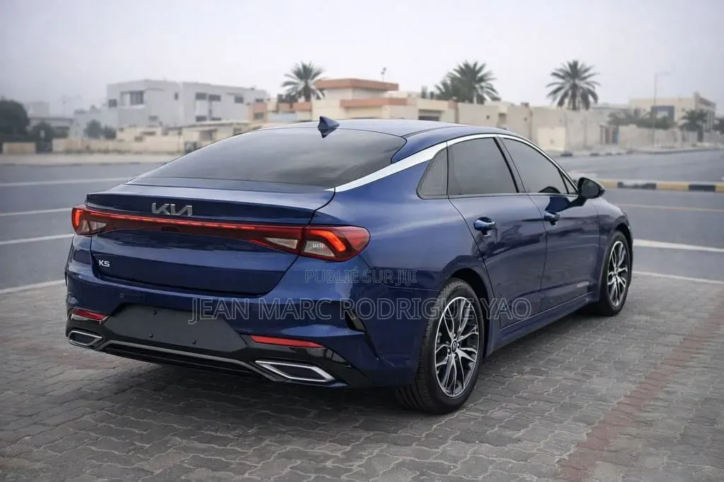 Kia Sedona 2023 Bleu