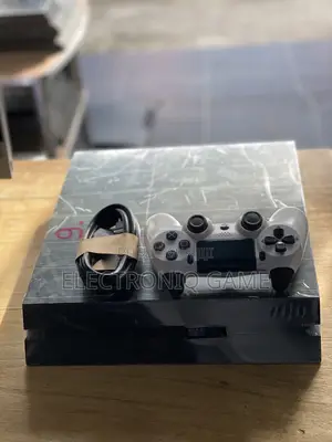 Playstation 4 Fat