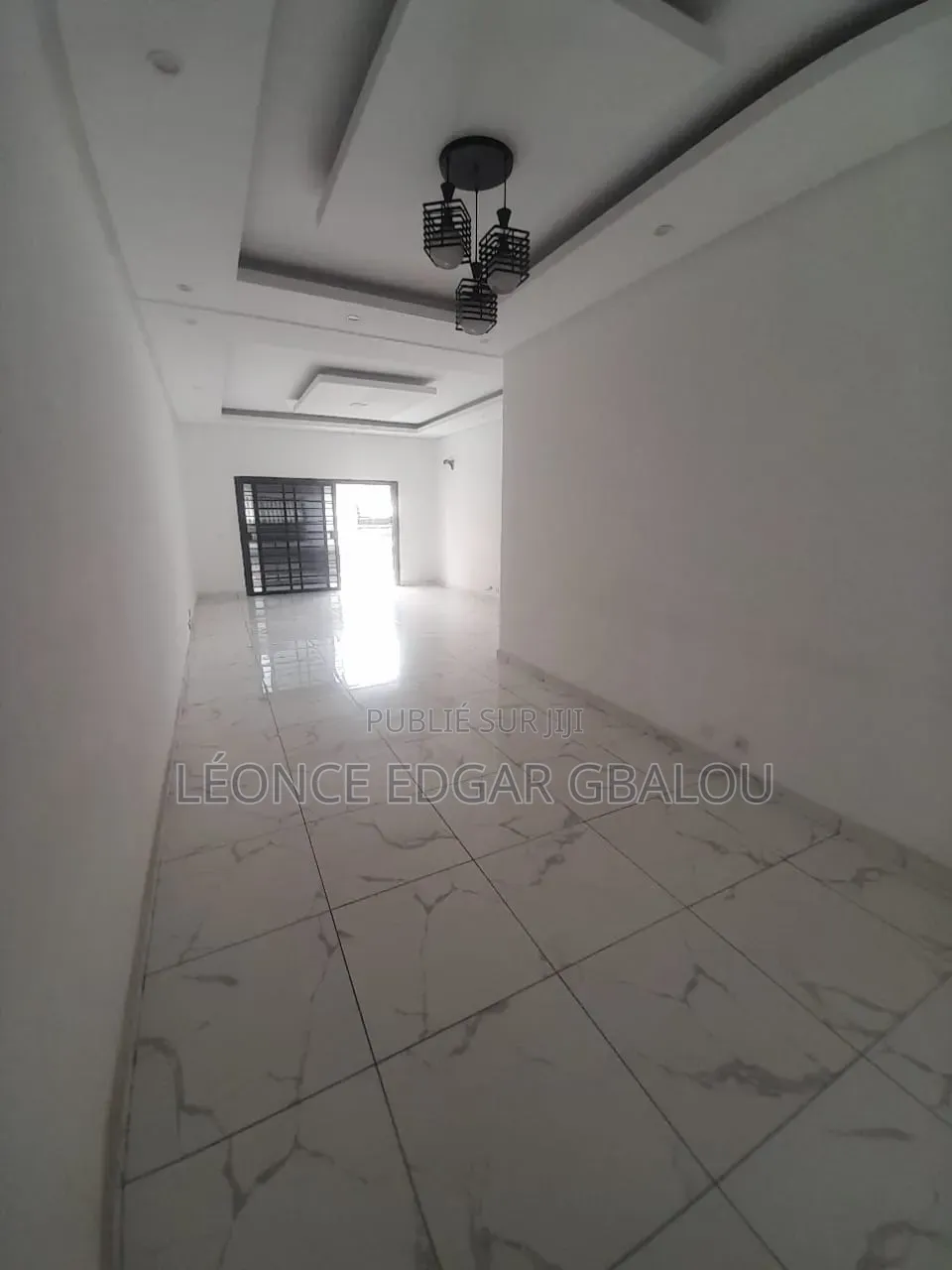 3chbre Appartement dans Deux Plateaux à Louer