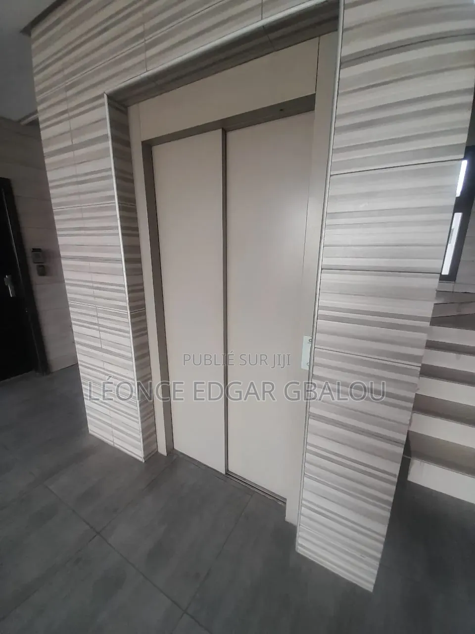 3chbre Appartement dans Deux Plateaux à Louer