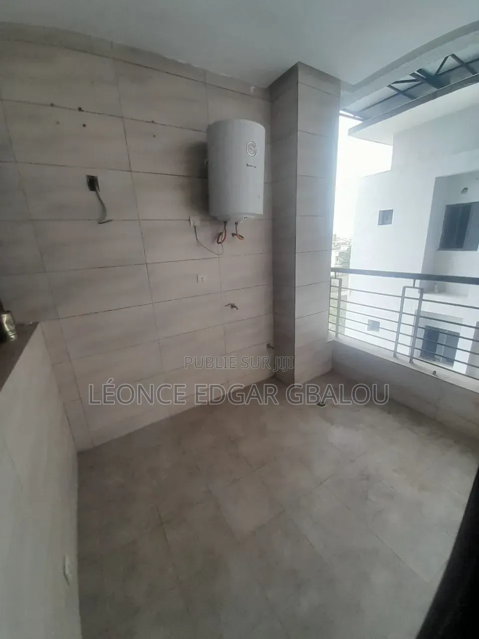 3chbre Appartement dans Deux Plateaux à Louer