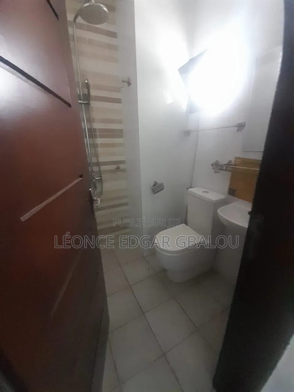 3chbre Appartement dans Deux Plateaux à Louer