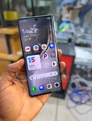 Nouveau Tecno Camon 40 256 GB Argenté