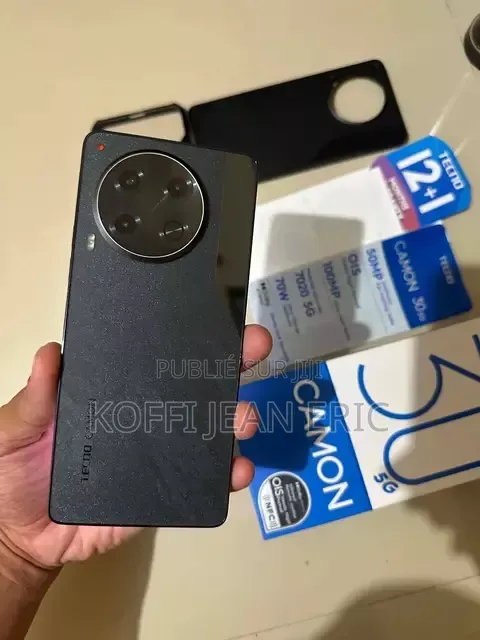 Nouveau Tecno Camon 30 256 GB Argenté