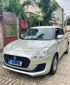 Suzuki Swift 2023 Beige