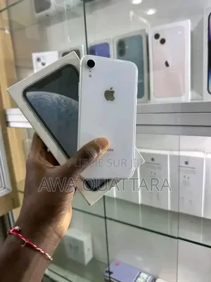 Nouveau Apple iPhone 12 64 GB Violet