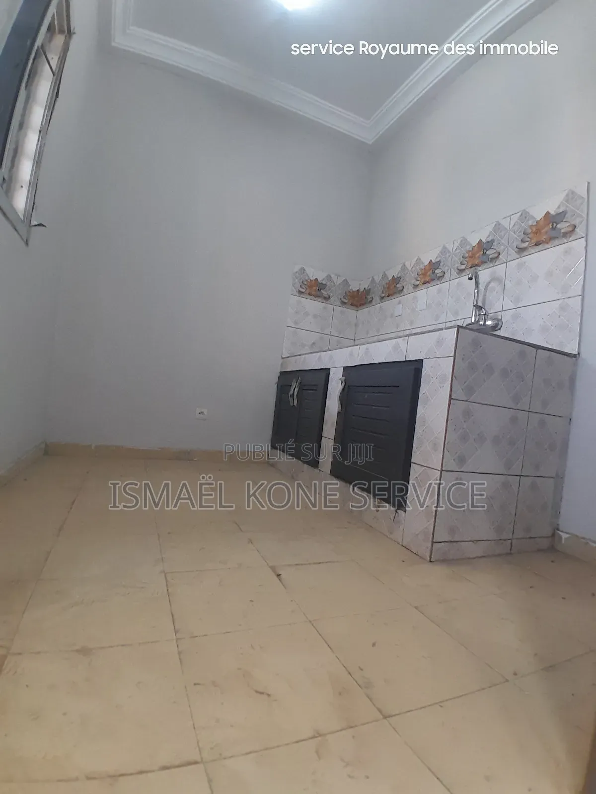 2chbre Appartement dans Service Royaume Des, Cocody à Louer