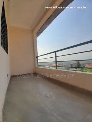 2chbre Appartement dans Service Royaume Des, Cocody à Louer