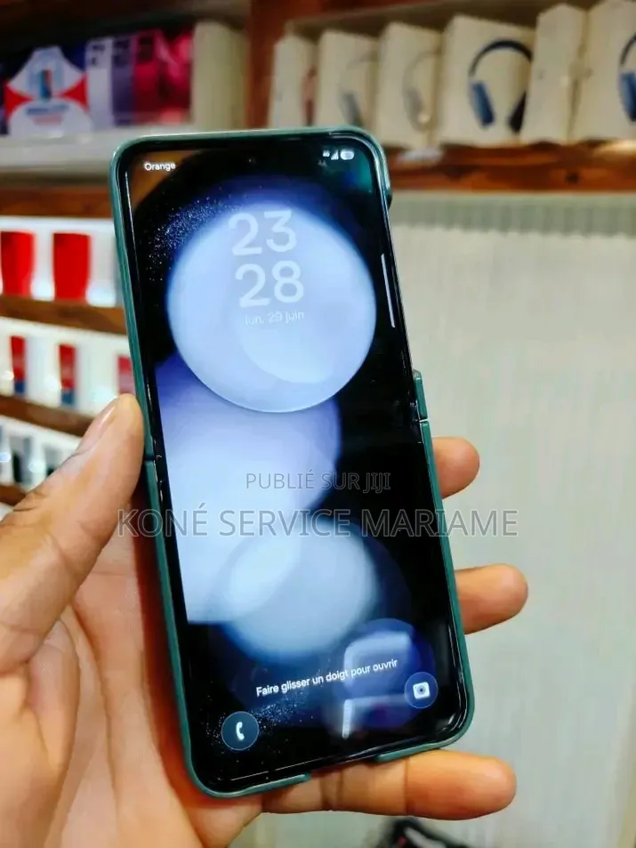 Nouveau Samsung Galaxy Z Flip 5 256 GB Autre
