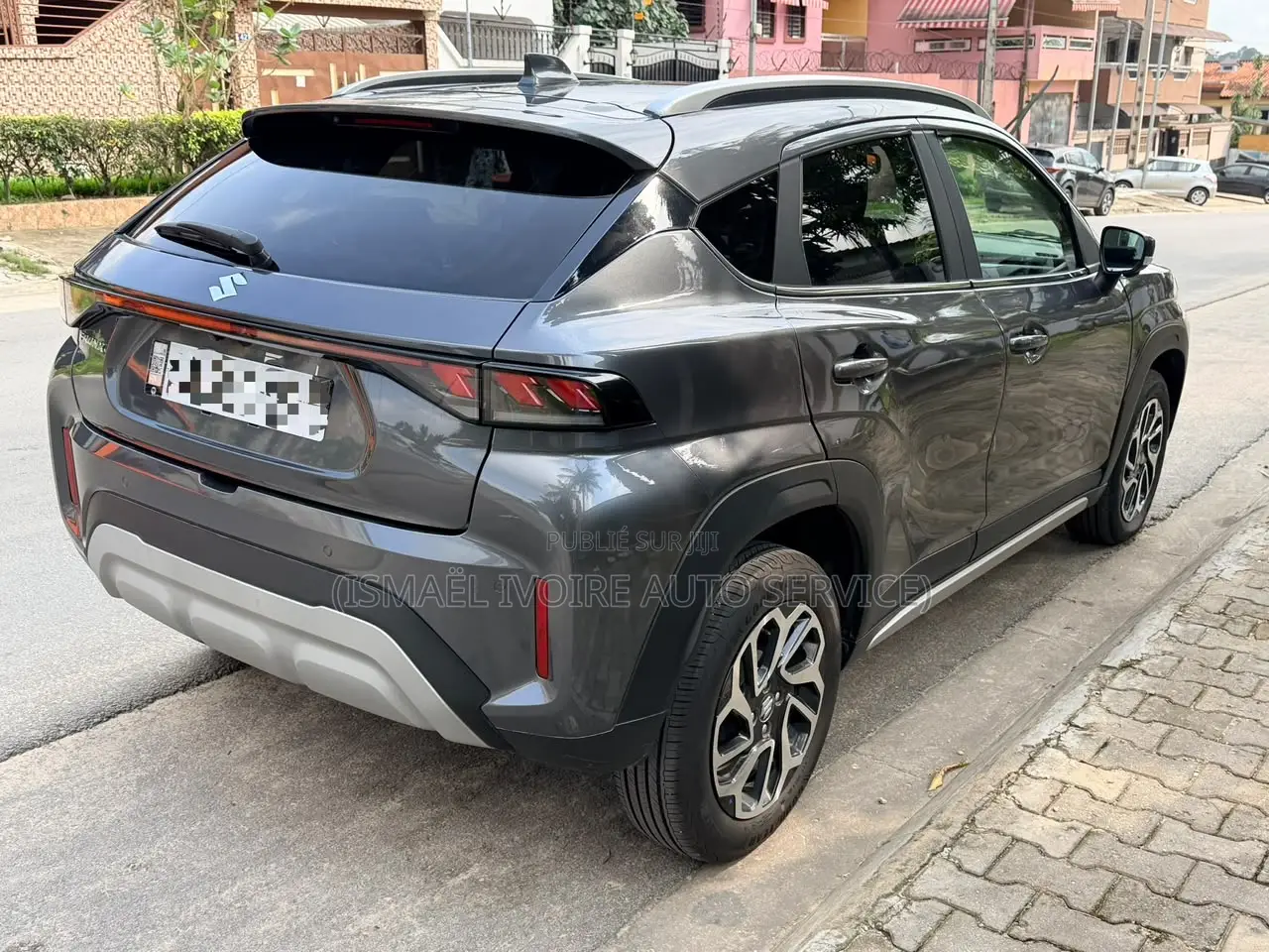 Suzuki Fronx 2025 Noir