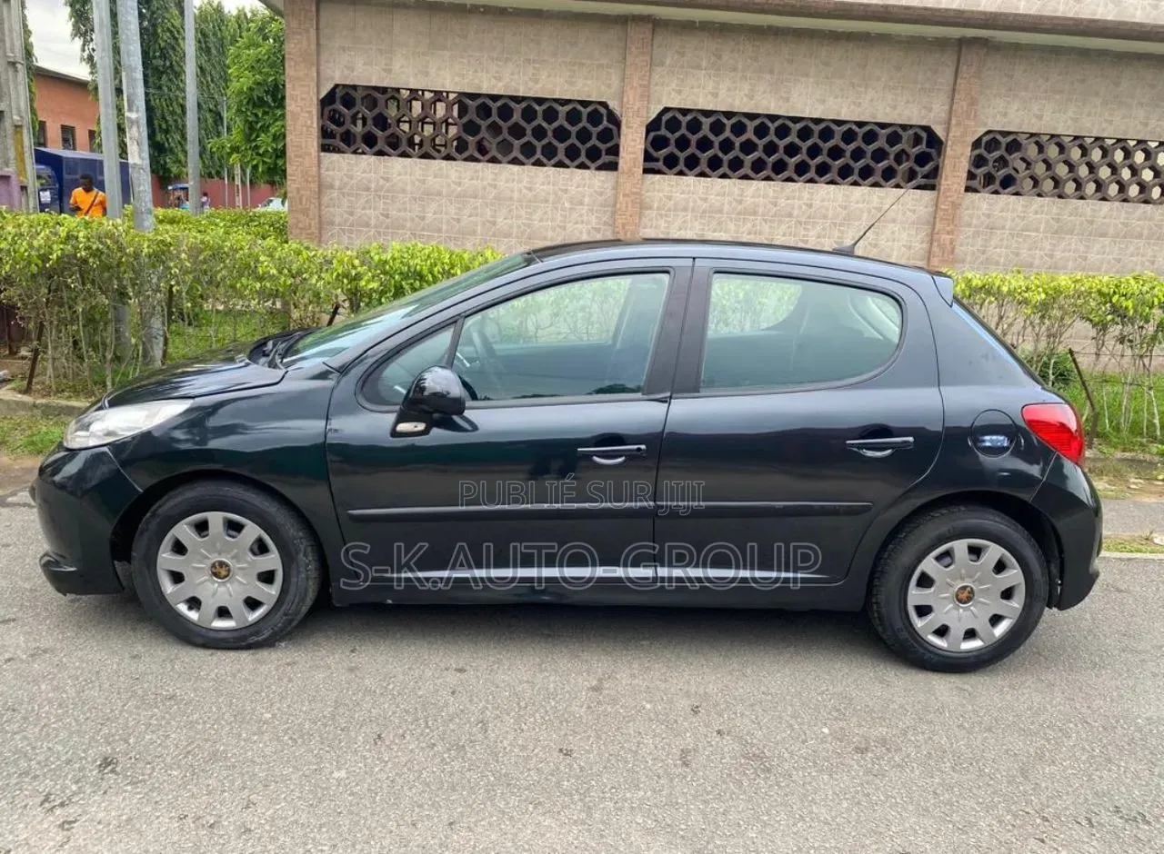 Peugeot 207 2000 Noir
