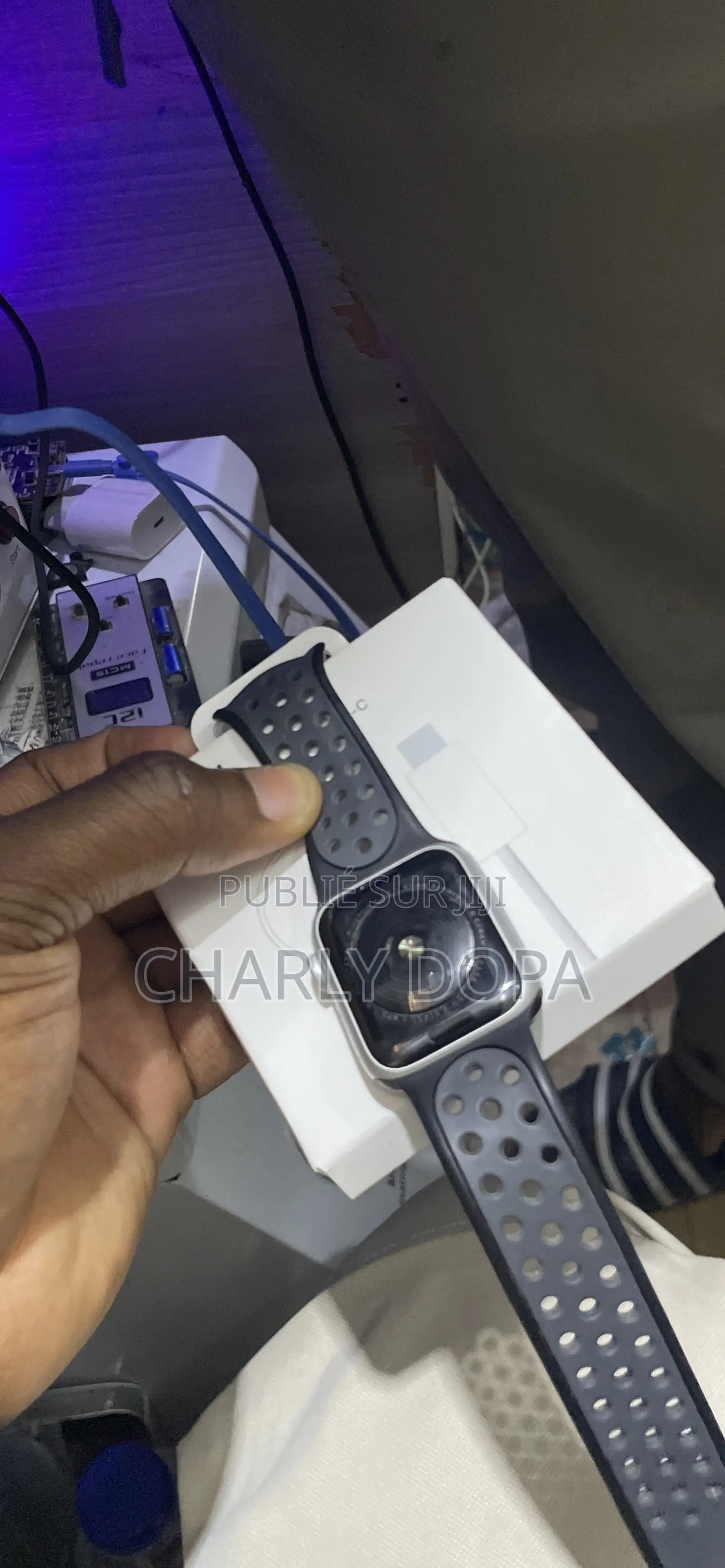Apple Watch Se 1ere Génération Très Propre 40mm
