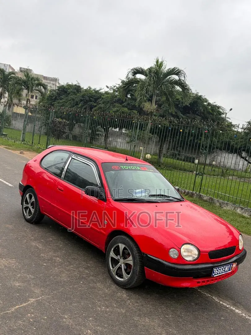 Toyota Corolla 2002 Rouge