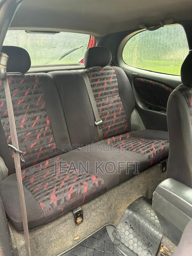 Toyota Corolla 2002 Rouge