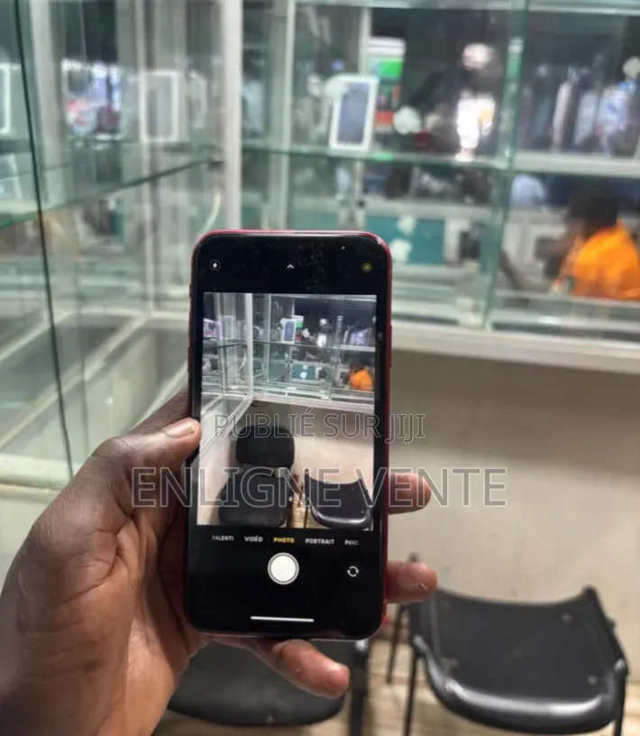Nouveau Apple iPhone XR 64 GB Autre