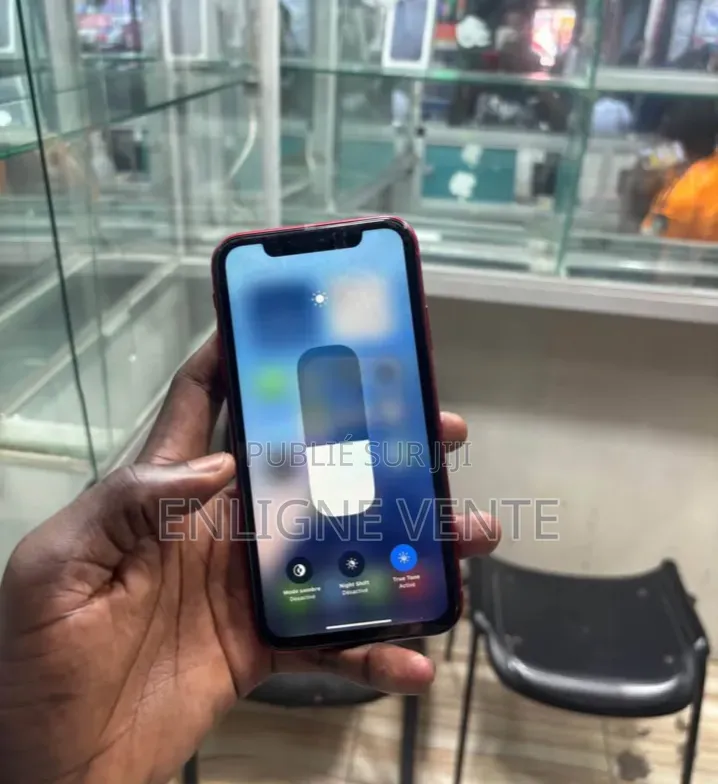 Nouveau Apple iPhone XR 64 GB Autre