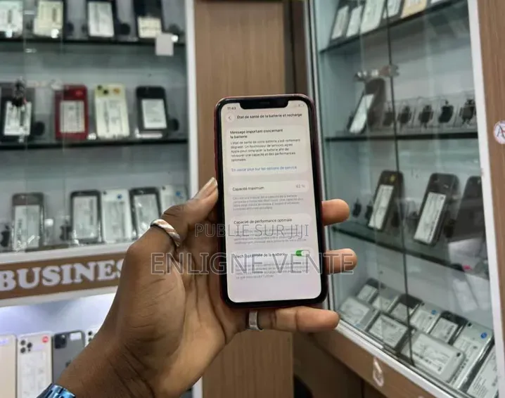 Nouveau Apple iPhone 11 64 GB Autre