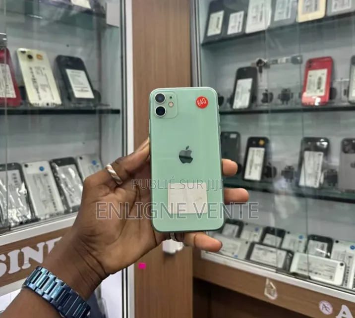 Nouveau Apple iPhone 11 64 GB Autre