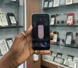 Nouveau Apple iPhone 11 64 GB Autre