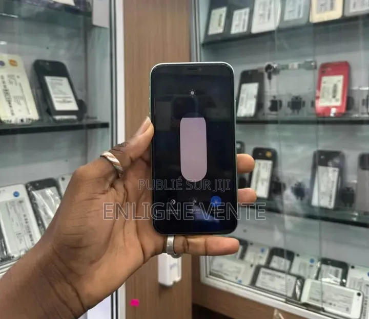Nouveau Apple iPhone 11 64 GB Autre