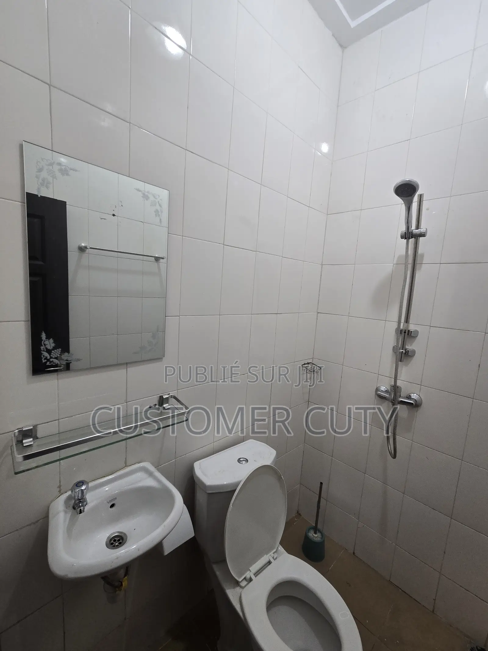 3chbre Appartement dans Bingerville à Louer