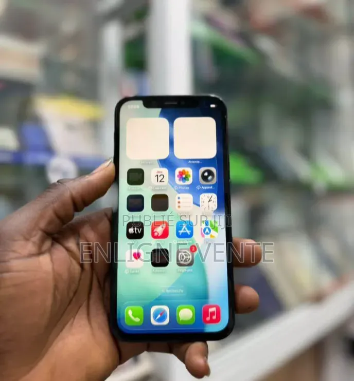 Nouveau Apple iPhone 12 64 GB Autre