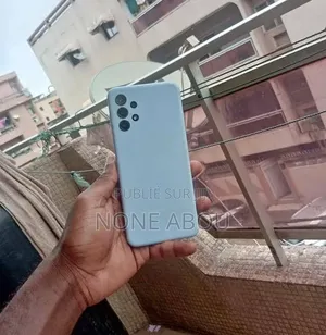 Nouveau Samsung Folder2 128 GB Autre