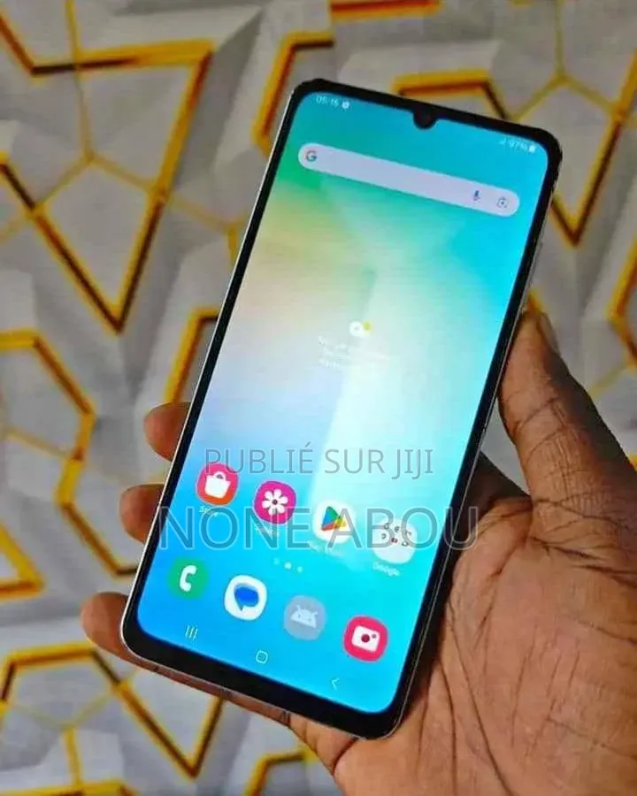 Nouveau Samsung Chat 322 Wi Fi Autre