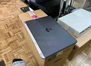 Nouveau HP 14-dq1025cl 256GB Intel Core i5 SSHD+SSD 512GB
