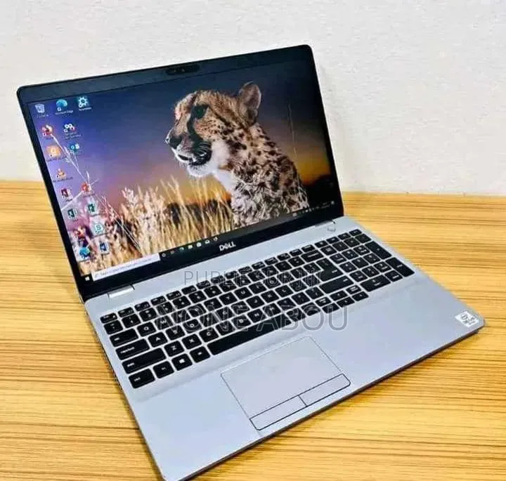 Nouveau HP 14-dq1025cl 256GB Intel Core i5 SSHD+SSD 512GB