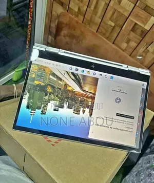 Nouveau HP 14-dq1025cl 256GB Intel Core i5 SSHD+SSD 512GB