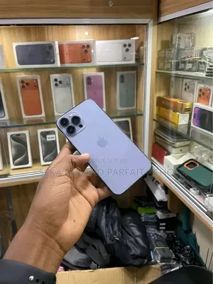 Nouveau Apple iPhone 13 Pro Max 256 GB Noir