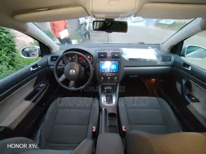 Volkswagen Golf 2004 Gris