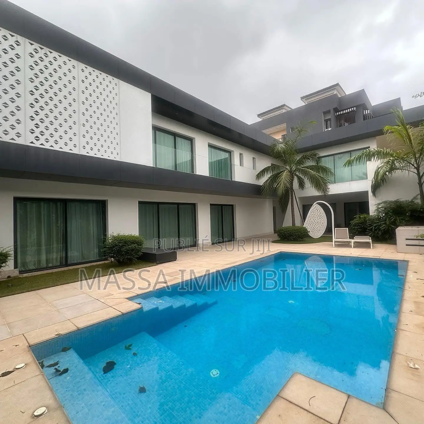 4chbre Duplex dans Massa Immobilier, Cocody à Louer