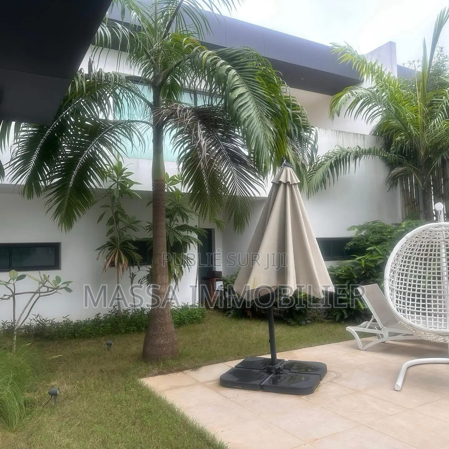 4chbre Duplex dans Massa Immobilier, Cocody à Louer