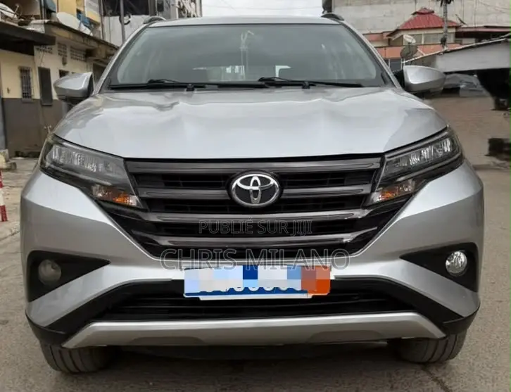 Toyota Rush 2020 Gris