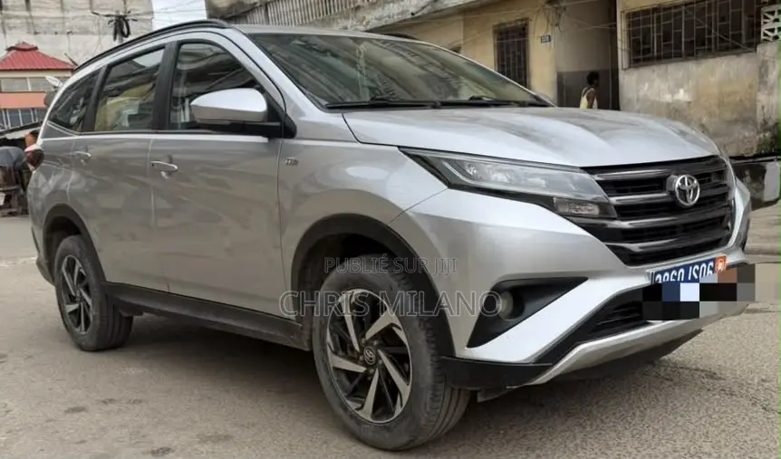 Toyota Rush 2020 Gris