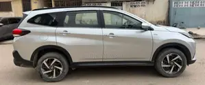 Toyota Rush 2020 Gris