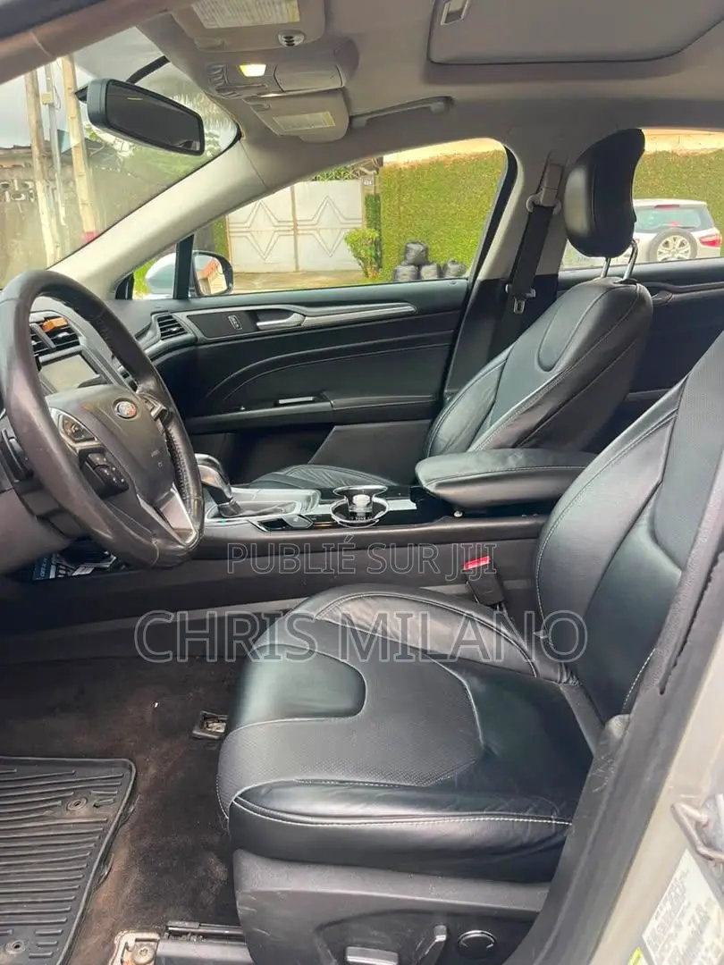 Ford Fusion 2016 Gris
